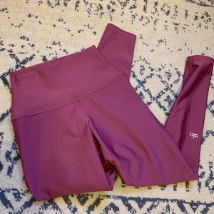 Alo Yoga airlift leggings- dragonfruit